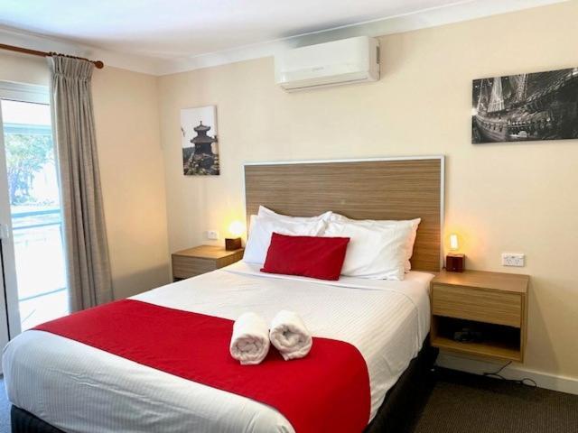 Jervis Bay Mariners Motel ฮัสกิสสัน ภายนอก รูปภาพ